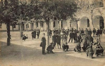 Ben-Aknoun-Cour-01