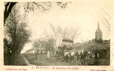 Bir-Rabalou-GdeRue-RouteAlger
