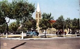 Vialar-PlaceEglise