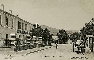 El-Kseur-PlaceCentrale-01
