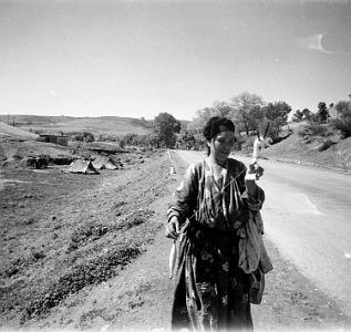 Femmes-Kabyles-1950-Fileuse