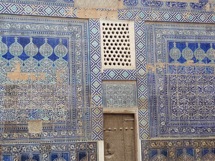 Khiva Madrasa detail 2.jpg