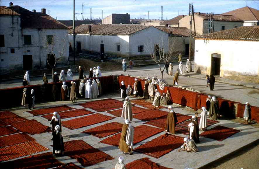 Place du marché...aux tapis