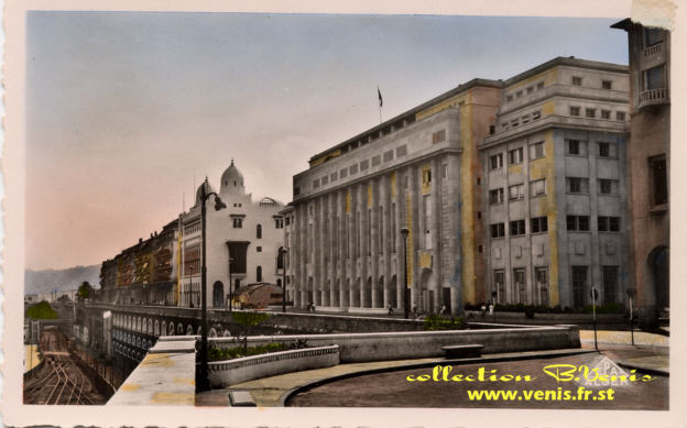 46:la nouvelle Mairie et la Préfecture, 48 ko