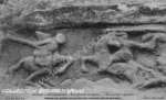 les grottes sculptées: combat équestre