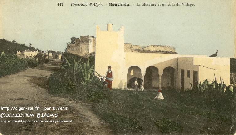 La mosquée et un coin du village