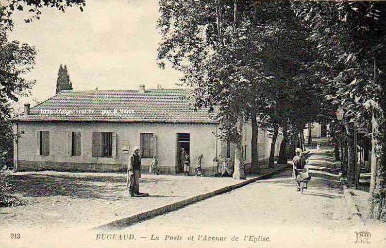 La poste et avenue de l'église