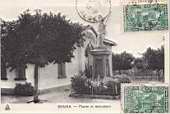 La mairie et le monument aux morts