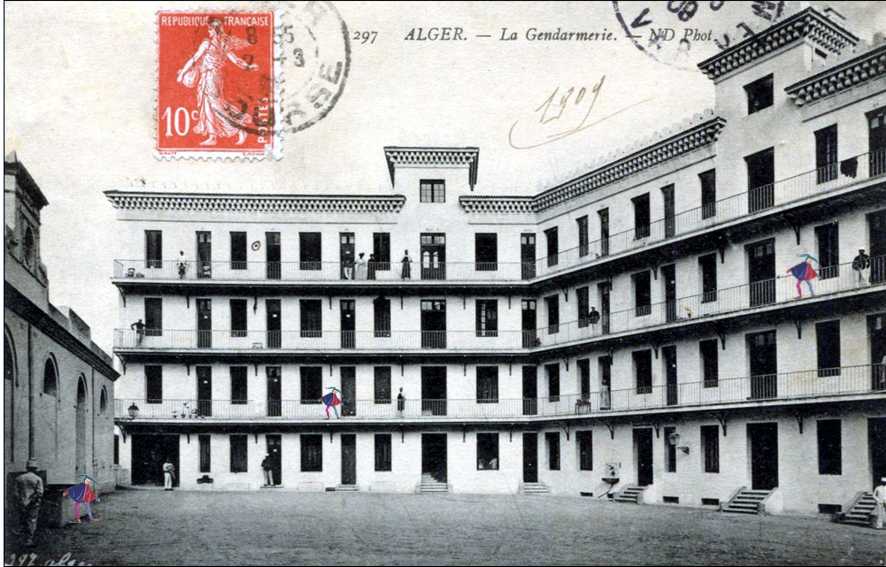 la gendarmerie etla prison civile,boulevard de verdun,la cour interieure