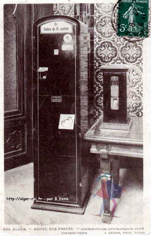 la grande poste,distributeur automatique de timbre-poste de un centime