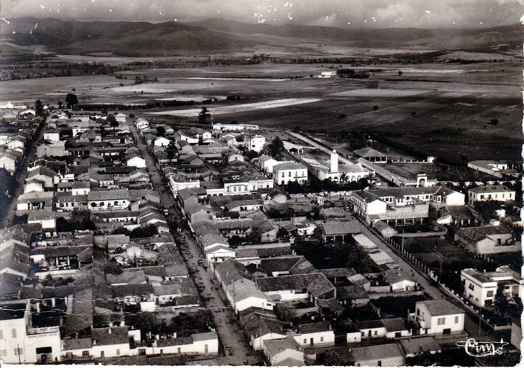 VUE AERIENNE du VILLAGE 