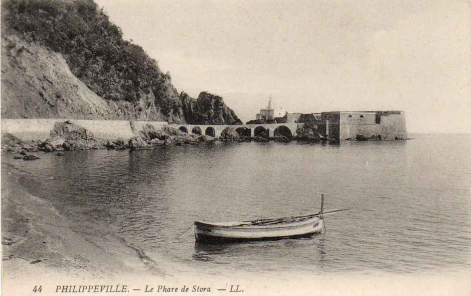 Environs de Philippeville - Phare de Stora