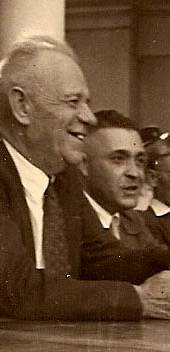 Camille Bortolotti, maire de ténès