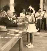 1956 : quatre photos de la distribution des prix, M.Camille Bortolotti, maire