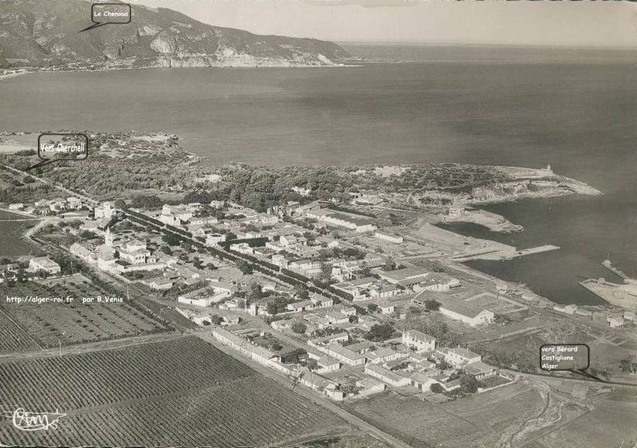 Le Chenoua, la ville, le port, la baie