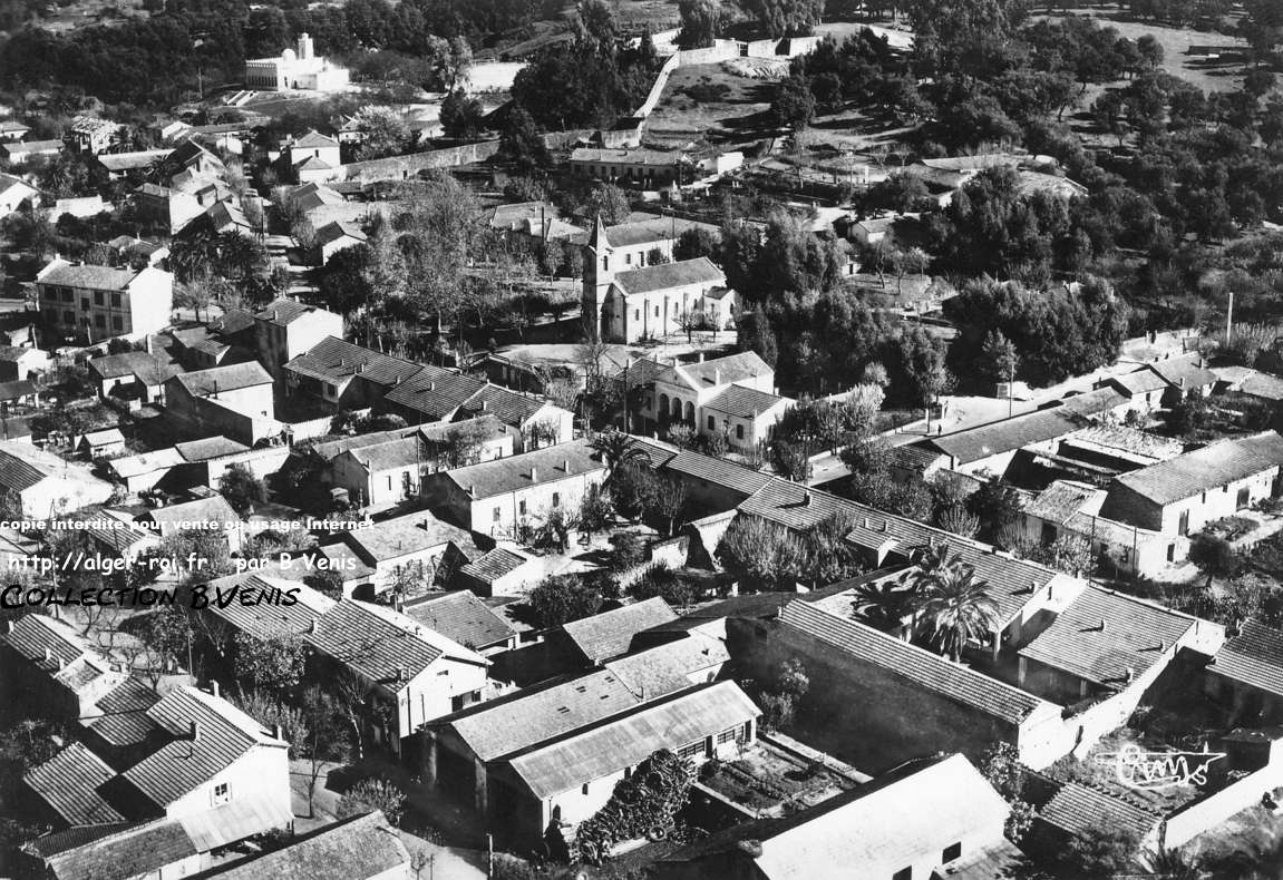 3A : AZAZGA, l'église, la mosquée: vue générale