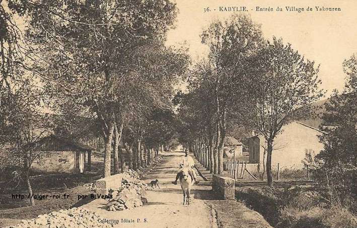 yakouren, entrée du village