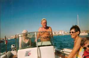 2000 - LE CAP d'AGDE
----
Louisette ANDRE
Jean ANDRE