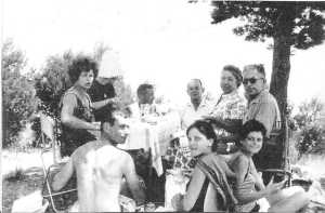 Emilie BICHARD-BREAUD
Louis BICHARD-BREAUD
Alexandre CAMILLERI
Mme et Louis BOSC
assis :
JP CAMILLERI
Viviane et Marie Ange BICHARD-BREAUD