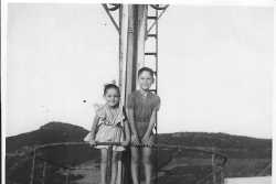 Christiane et Jean Paul CAMILLERI
au Phare du Port - 1948