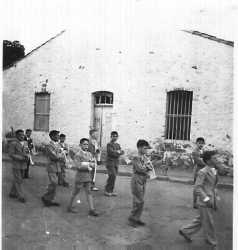 TENES Juin 1952
Communion de 
Jean-Paul CAMILLERI