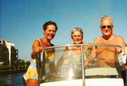 2000 - LE CAP d'AGDE
----
X
Georgette LEY
Jean ANDRE