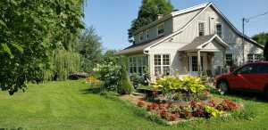 "Ma Cabane au Canada ..."
----
La maison de Jean-Claude RODRIGUEZ
au Canada