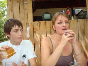 2008 - MARSEILLAN 
Martine ENGGASSER et son fils