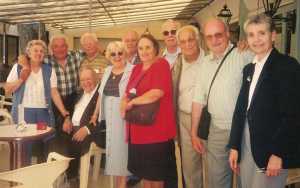 VALRAS - 2002 
Yvette CERVERA
Petit Louis RODRIGUEZ
Christian LLINARES
Mr KHALIFA (mari de Suzy BENSAID)
Suzy BENSAID
Robert SANCHEZ
Marcelle TOREGROSSA
Georgeot PEREZ
Jeannot TOREGROSSA
Hubert KANDEL
Jacqueline LLINARES