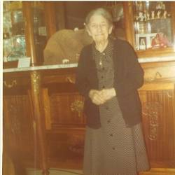 Highlight for Album: Marie CAMILLERI