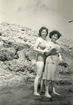 LE GUELTA - 1950
Laurence NOBLES 
et Aliette FAGNONI
