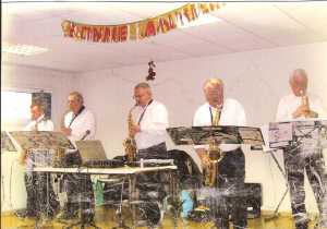 Jacky TORREGROSSA - 2010
----
Saxophone de la Fanfare de 
son village de GIGEAN (34)