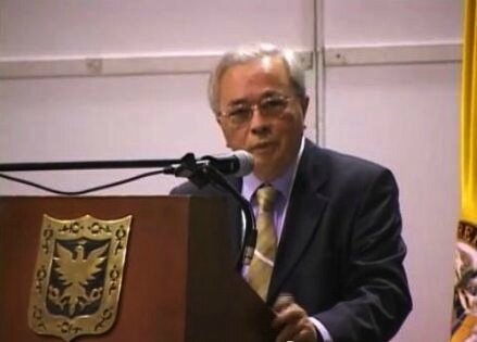 Pierre Brocheux portrait tribune