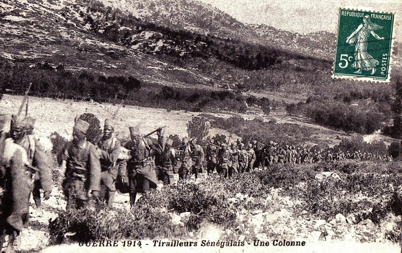 tirailleurs (10) une colonne