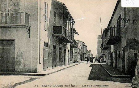 Saint_Louis_rue_principale