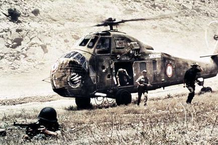 L_Ennemi_intime_helicos_5690b