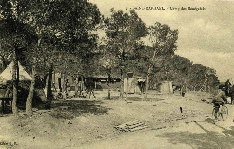 Saint)-Raphaël camp Sénégalais