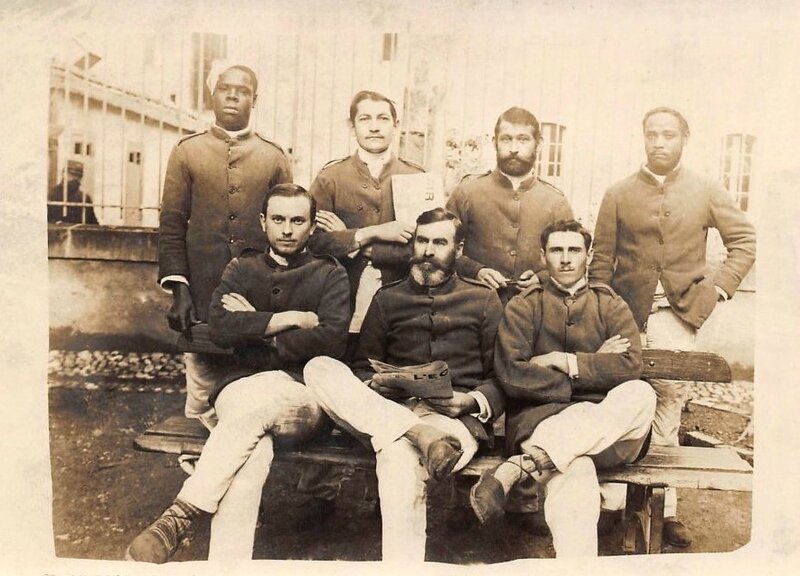 Poilus et indigènes