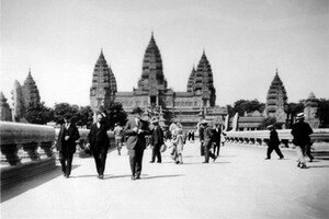 14061931angkorvat
