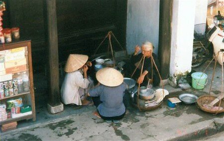 Vietnam_femmes_assises
