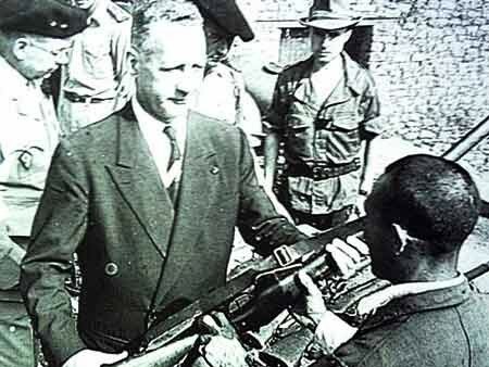 Messmerarme_un_harki_1960we