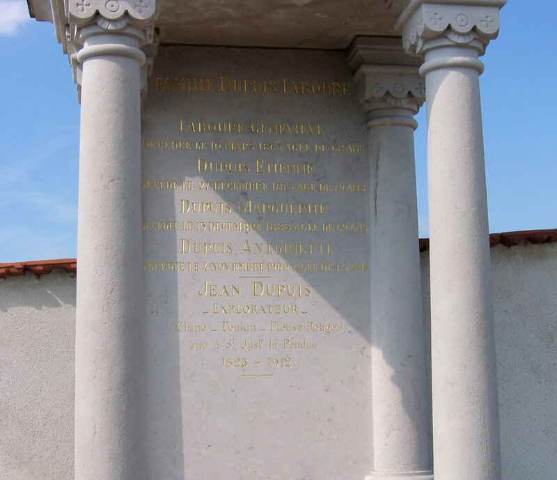 tombe familiale Jean Dupuis, août 2004