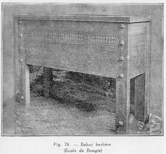 Fig. 76. - Bahut berb�re (�cole de Bougie)
