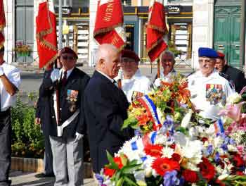 Par milliers, les harkis ont rejoint l'arm&eacute;e fran&ccedil;aise. Leur m&eacute;moire a &eacute;t&eacute; honor&eacute;e hier. Photo DDM,Jean-Luc Bibal.