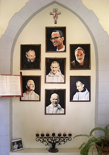 Portraits_des_frères_de_la_cté_de_Tibhirine_Midelt_Maroc.jpg