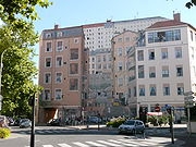 180px-Mur_des_canuts.JPG