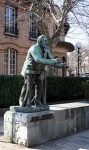 180px-Jean_Jaures_Suresnes_%281%29.jpg