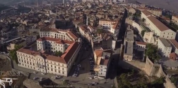 Capture-un drone au dessus du Lycée