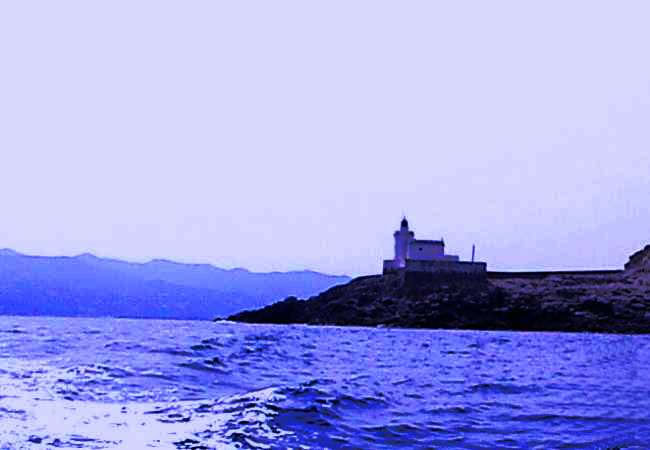 Collo le phare de la presqu'ile