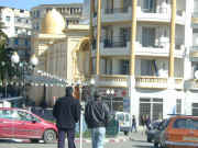 pyramide1.jpg (109262 octets)